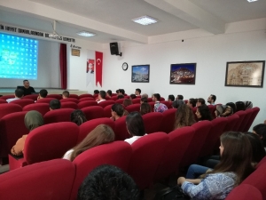 İlçe Milli Eğitim Müdürü Aday Öğretmenlere Seminer Verdi