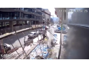 Rize’de İnşaat İskelesi Çöktü: 2 Yaralı