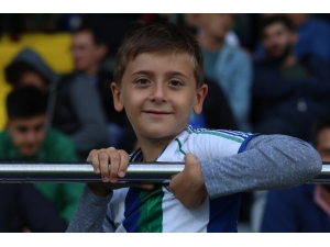 Süper Lig: Çaykur Rizespor: 0 - Göztepe: 0 (İlk Yarı)