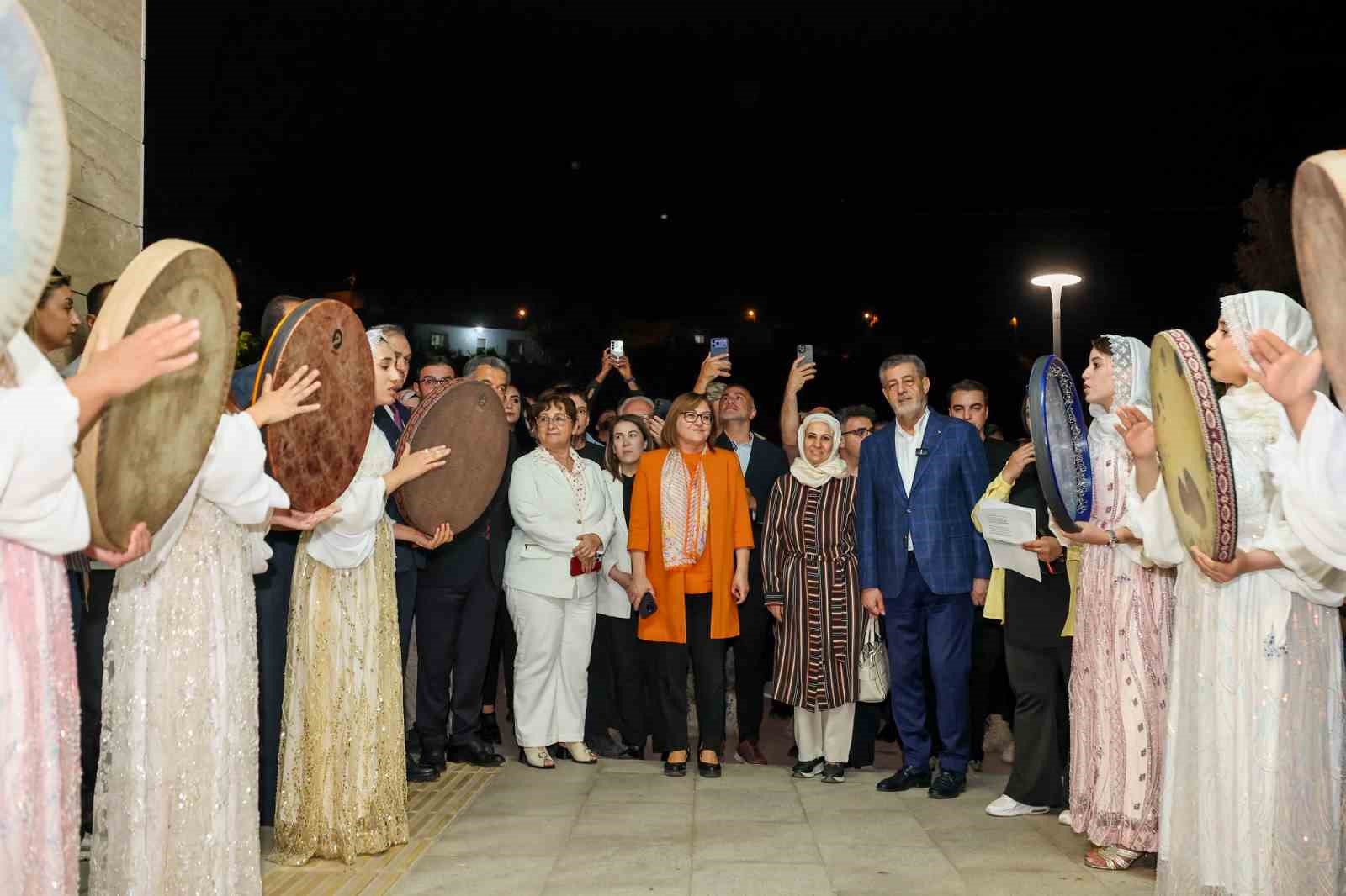 baskan-sahin-sirnak-ta-verilen-baris-ve-kardeslik-mesajina-ortak-oldu