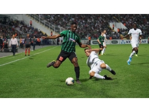 Yukatel Denizlispor İlk Mağlubiyetini Aldı