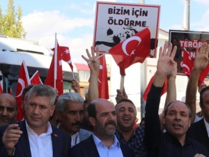 Terör Örgütü Pkk’ya Tepkiler Çığ Gibi