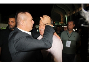 Başkan Ali Çetin Yenilgi Sonrası Yücel İldiz’i Teselli Etti