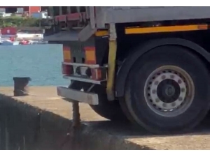 Denize Atık Boşaltan Firmaya 18 Bin Lira Ceza