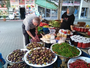 260 Yıllık "Tarihi Kadınlar Pazarı" Tarih Olmaya Doğru Hızla İlerliyor