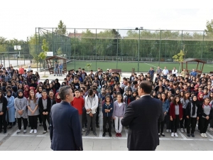 Erzincan’da İlköğretim Haftası Kutlandı