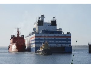 Rosatom Yapımı Yüzen Güç Ünitesi Akademik Lomonosov, Faaliyete Geçeceği Çutotka’ya Ulaştı