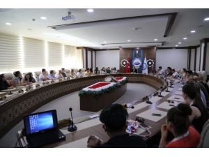 Asü’de “Hayata Bağımlı” Projesi Başladı