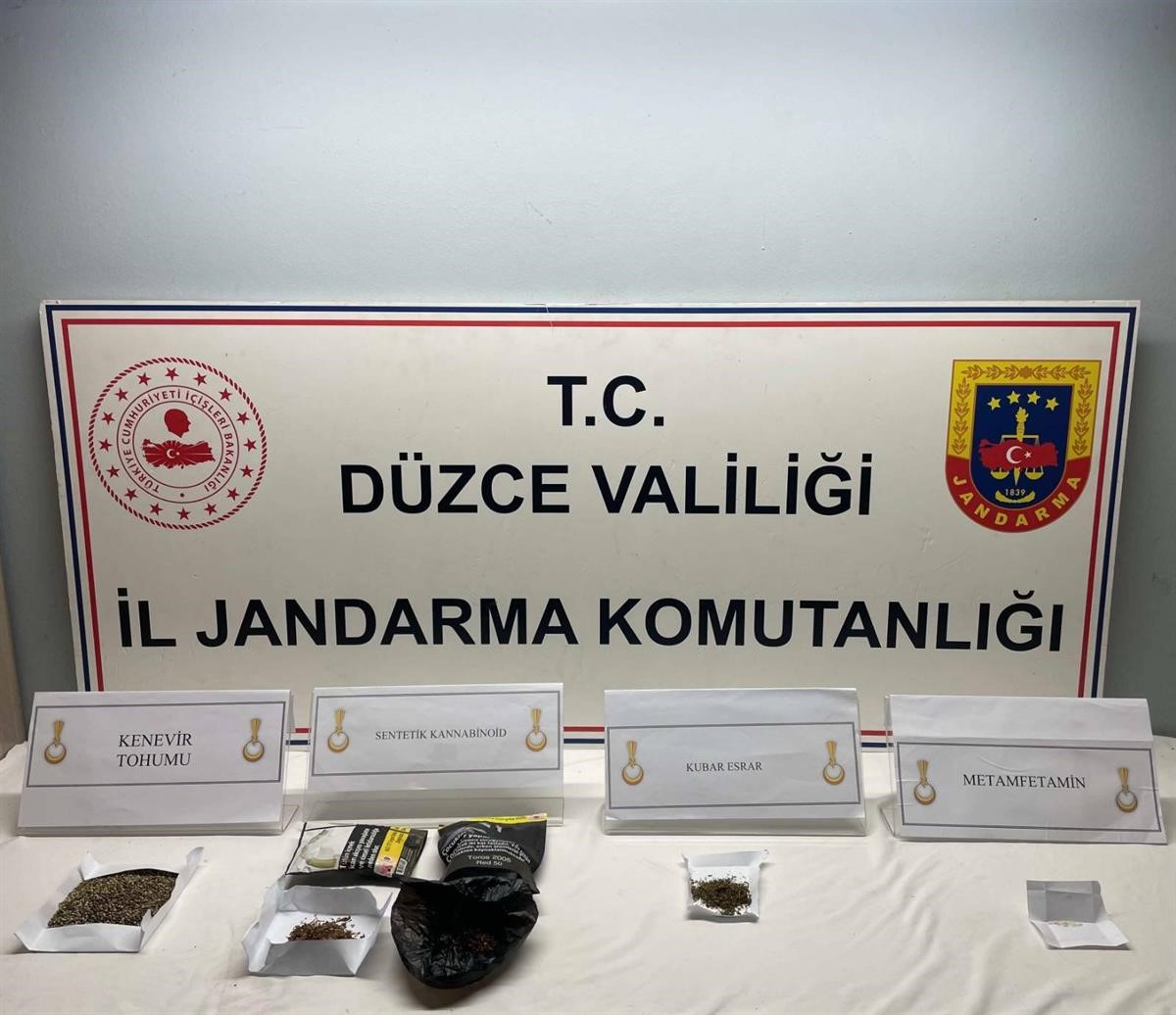duzce-jandarmasi-bir-haftada-170-olayi-aydinlatti