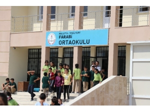 Okul Müdürü, Öğrenci Velisi Tarafından Silahla Tehdit Edildi