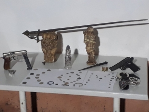 Tarihi Eser Kaçakçılığı Ve Ticareti Yapan Sahte Polislere Operasyon