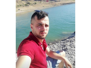 Kız Kardeşinin Arkadaşını Öldürdü