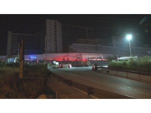 İzmir’de Hastane İnşaatının Deposunda Yangın Çıktı