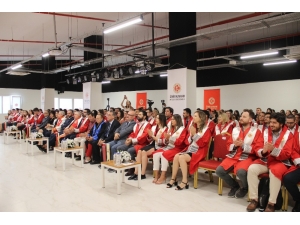 İzmir Kavram Meslek Yüksekokulunda Akademik Yıl Açılışı