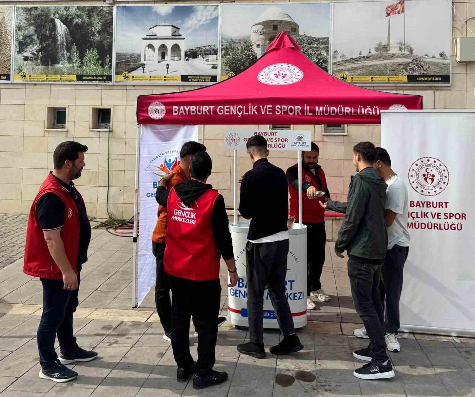bayburt-ta-universite-ogrencilerine-yonelik-tanitim-ve-bilgilendirme-yapildi