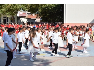 Lapseki’de İlköğretim Haftası Kutlamaları