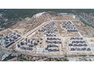 Sur Yapı Ve Sur Enerji’nin Uzun Vadeli Ulusal Notu A-/stabil Olarak Teyit Edildi