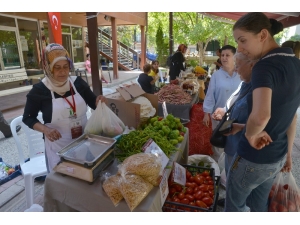 Üreten Eller Eskişehirlilerin Hizmetinde