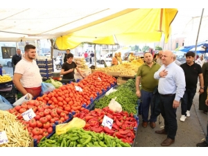 Başkan Bıyık, Pazarda Vatandaşlarla Buluştu