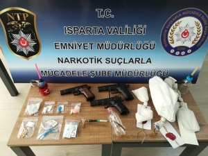 Isparta’da 13 Adreste Eş Zamanlı ’Torbacı’ Operasyonu: 17 Gözaltı