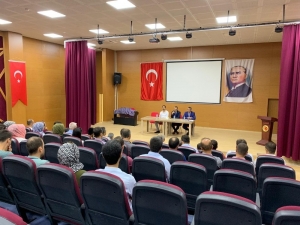 Kaymakam Dinç, Okul Müdürleri İle Bir Araya Geldi