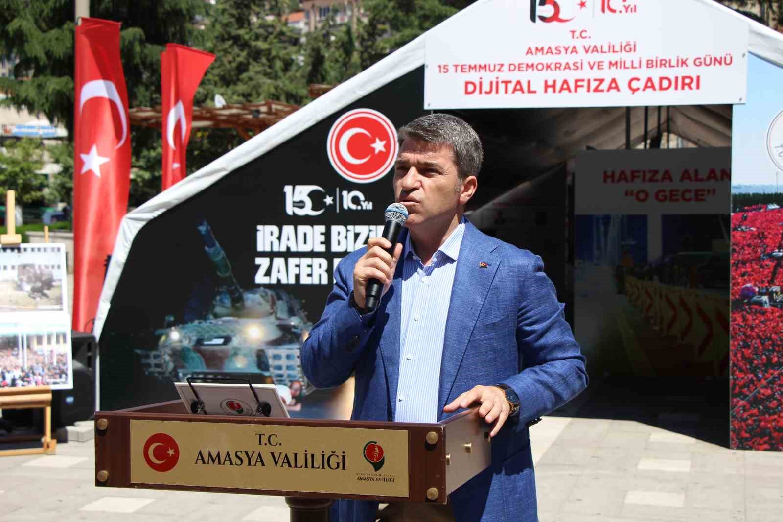vali-bakan-15-temmuz-da-tankin-onune-yatan-metin-dogan-bu-fotograf-icerik-uretmek-icin-cekilmedi