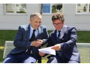 Türk Akademisyenlerin Ahlak Ölçen Çalışması İngiltere’de Büyük İlgi Gördü