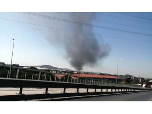 Tuzla’da Deri Sanayi Bölgesinde Yangın Çıktı. Olay Yerine Çok Sayıda İtfaiye Ekibi Gönderildi.