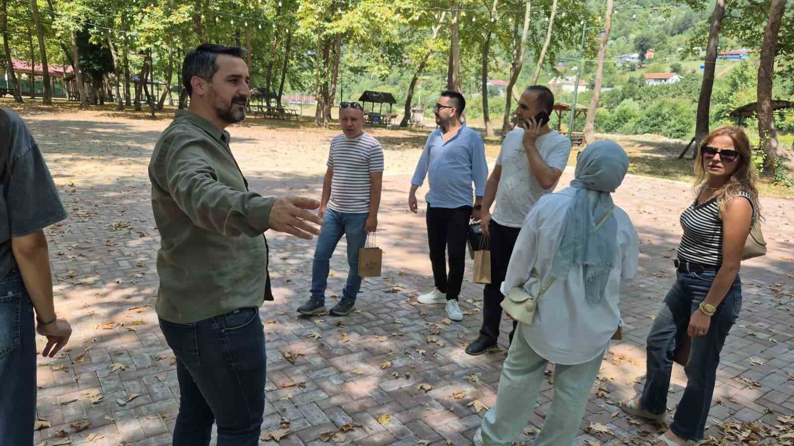 bartin-da-buzagi-hediyeli-bal-festivali