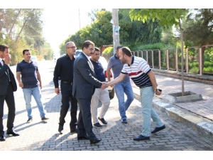 Başkan Canpolat İki Mahalleyi Ziyaret Etti