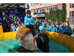Afyonkarahisar’da Öğrenci Festivali