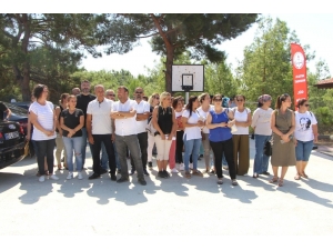 Vali Karaloğlu, Müdürlerini Geri İsteyen Öğrenci Velilerini Dinledi