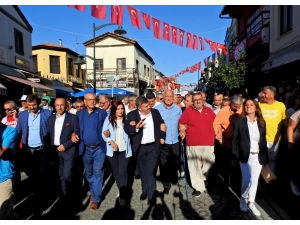 Çeşme Festivali Efsaneleri Buluşturdu