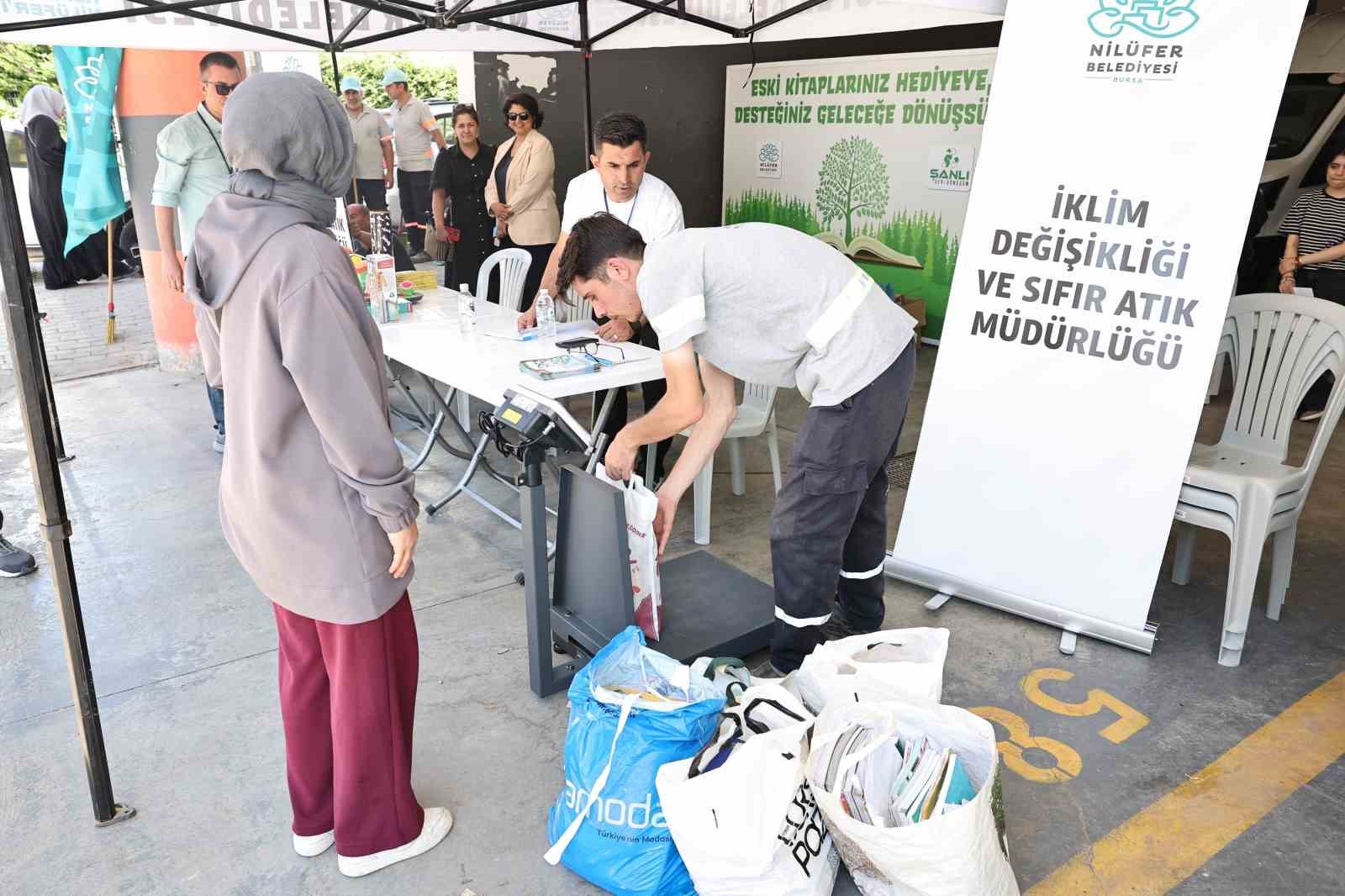 nilufer-de-atik-kagitlari-getiren-hediye-kazaniyor
