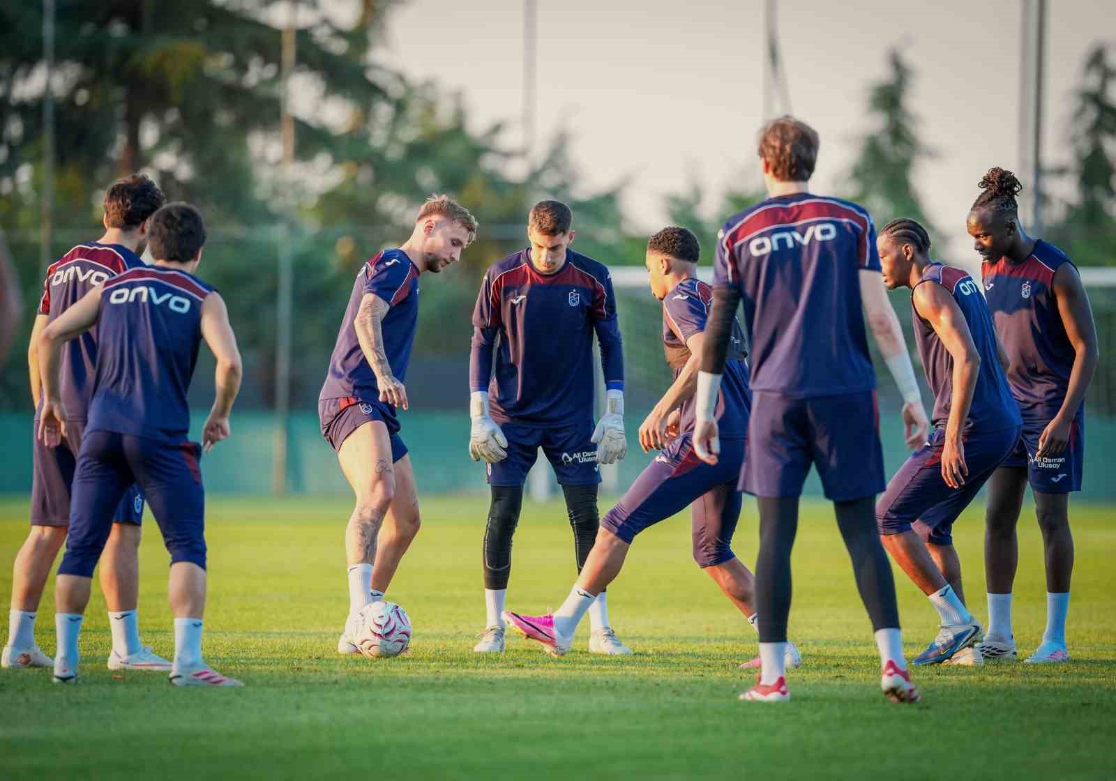 trabzonspor-ferencvaros-maci-hazirliklarini-tamamlandi