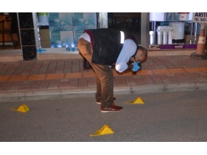 Mahalle Sakinleri Silah Sesleriyle Uyandı