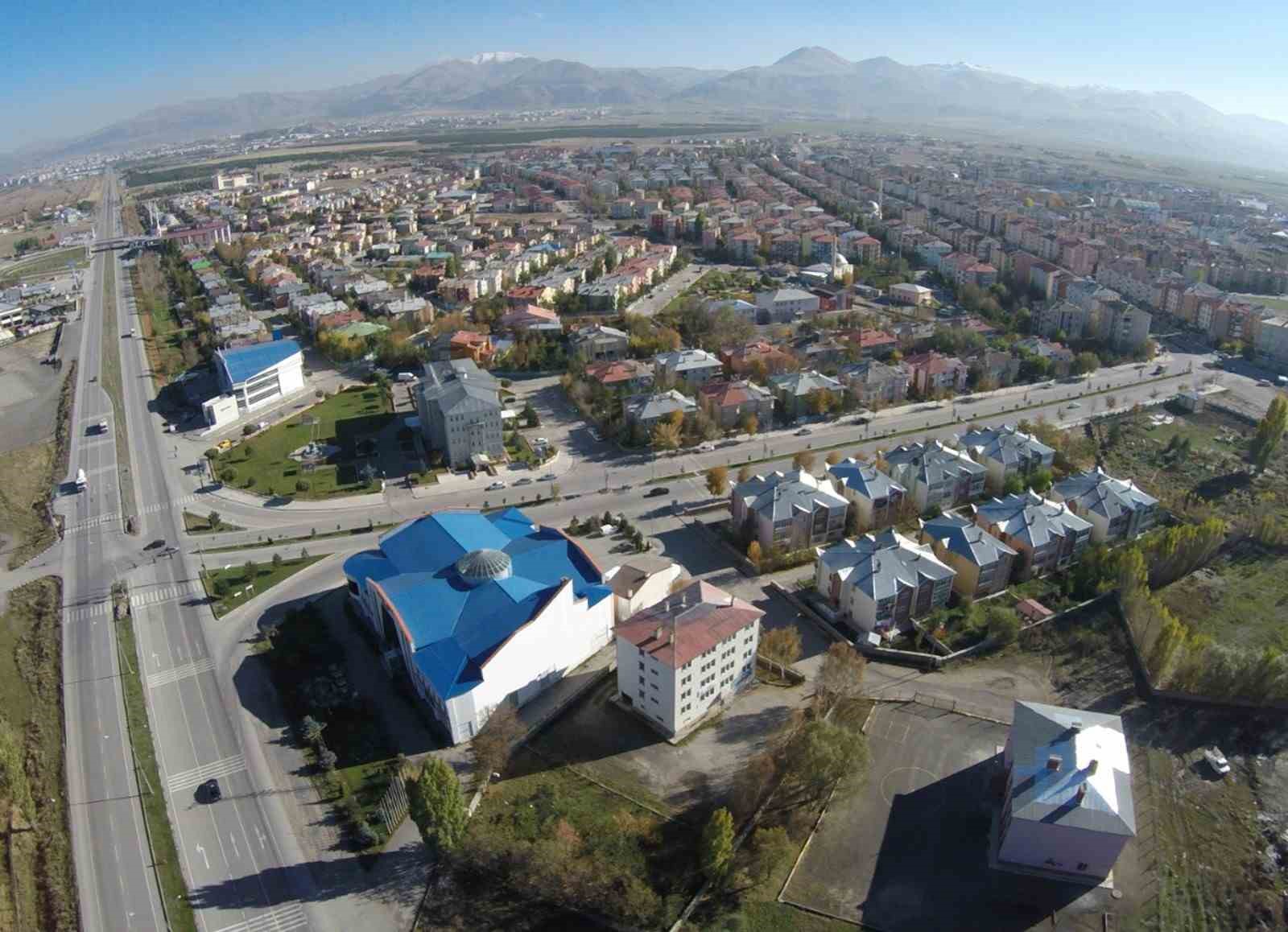 aziziye-meclisi-nden-kentsel-donusum-ve-30-bin-tonluk-lisansli-depo-karari