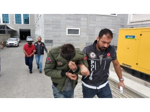 Samsun’da Uyuşturucu Hap Operasyonu: 2 Gözaltı