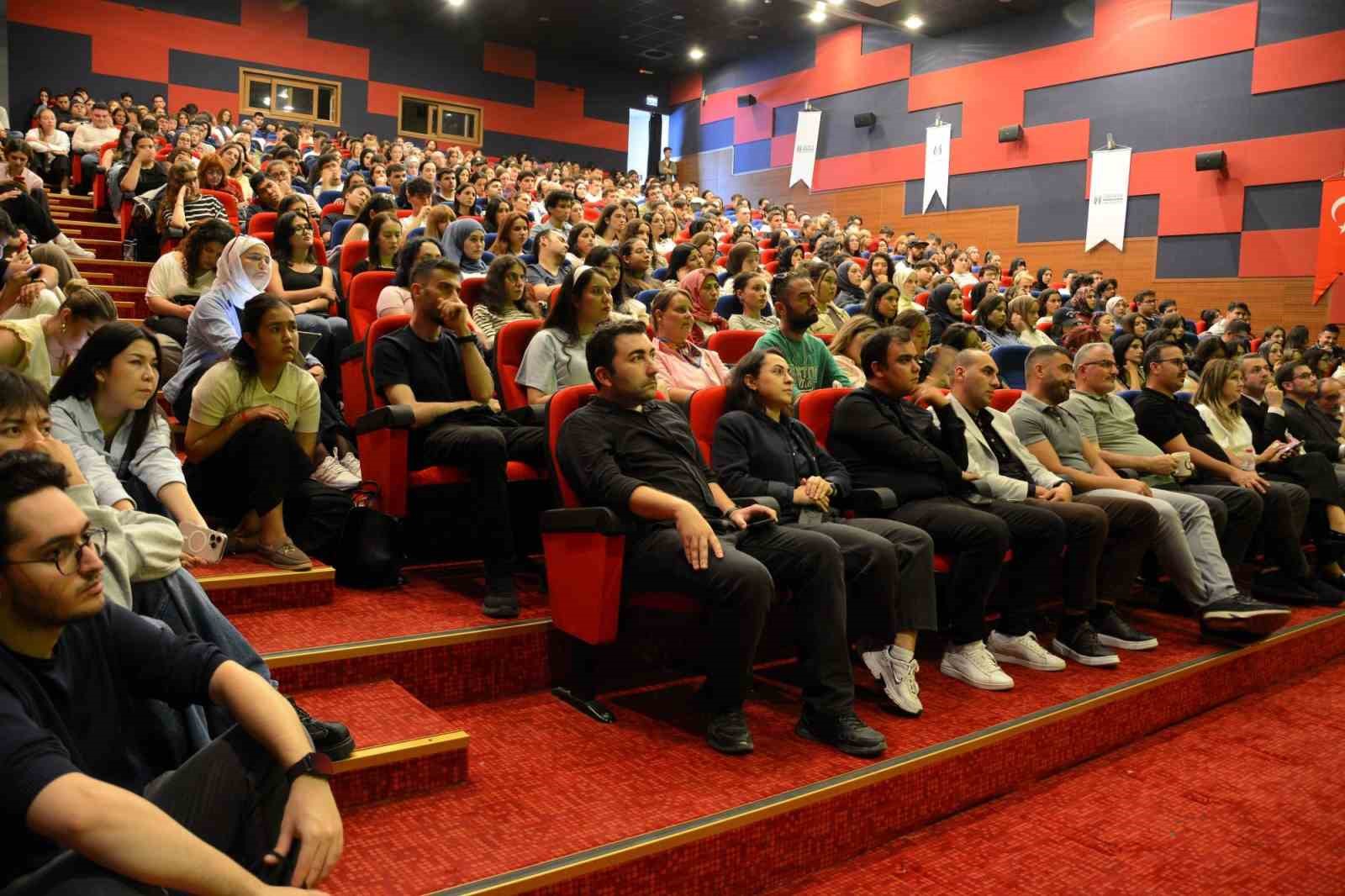yeni-akademik-yil-ilk-ders-etkinlikleri-ile-basladi