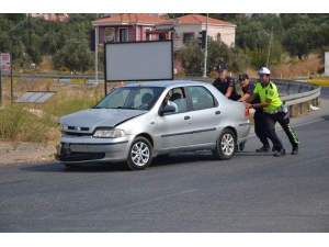 Ayvalık’ta Trafik Kazası: 2 Yaralı