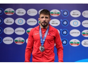 Süleyman Atlı, Dünya Şampiyonası’nda Gümüş Madalya Kazandı