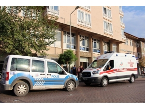 Yaşlı Adam Otel Odasında Ölü Bulundu