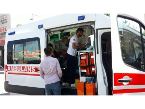 Kars’ta Bir Kişi Sokak Ortasında Bıçaklandı