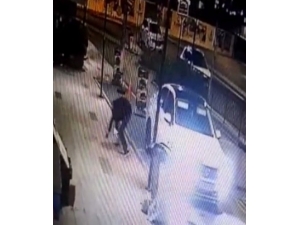 İstanbul’da Çaldıkları Otomobille İş Yerlerini Soyan Hırsızlar Yakalandı