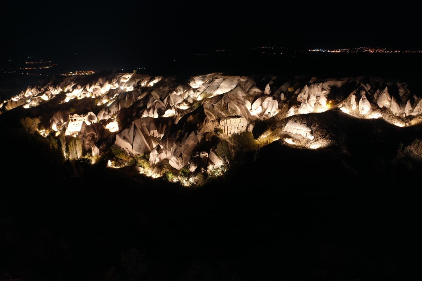 kapadokya-gun-batimindan-sonra-da-mest-ediyor