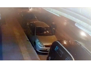 Arnavutköy’de Ailesini Öldüren Zanlının Son Görüntüleri Ortaya Çıktı