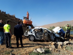 Virajı Alamayan Otomobil Takla Attı: 3 Ölü, 2 Yaralı