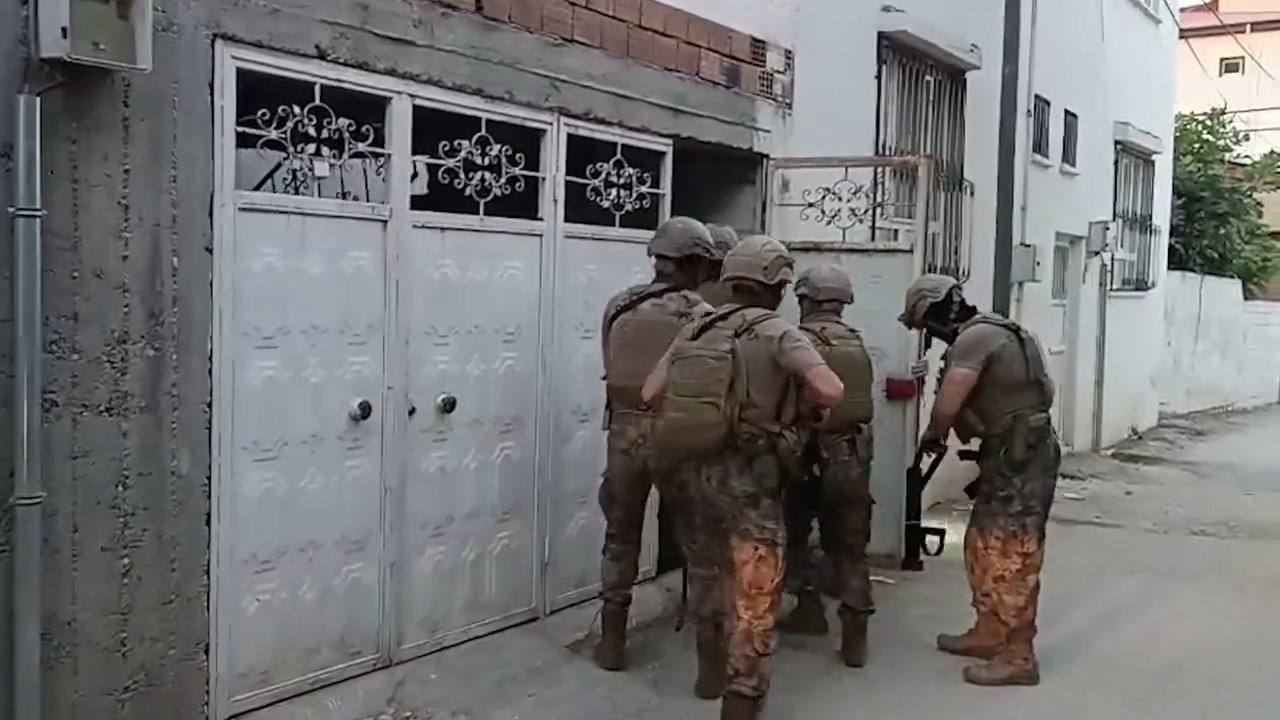 adiyaman-da-deas-operasyonu-4-sahis-tutuklandi