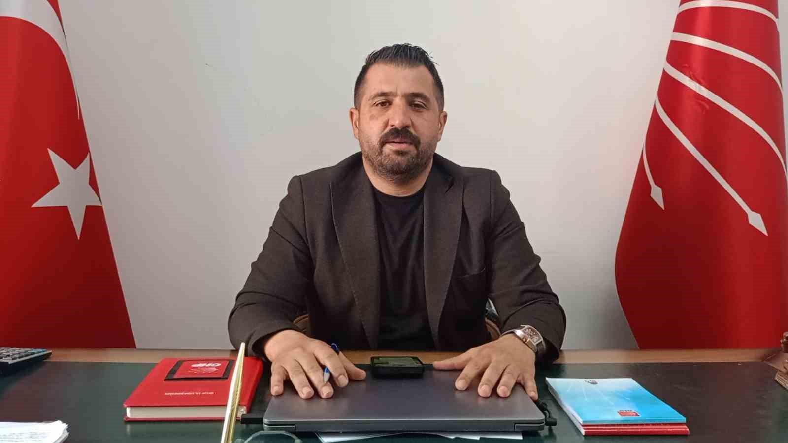 chp-kars-il-baskani-onur-uludasdemir-gorevden-alindi