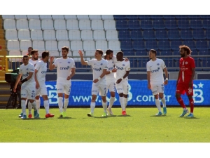 Kasımpaşa İlk Galibiyetini Aldı